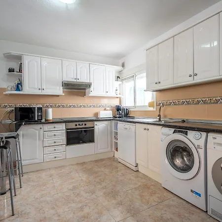 Seaside 3 Bedroom 50m In Costa Del Sol *